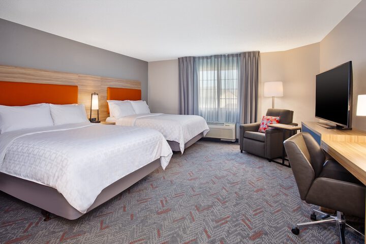 Room 21 of 32