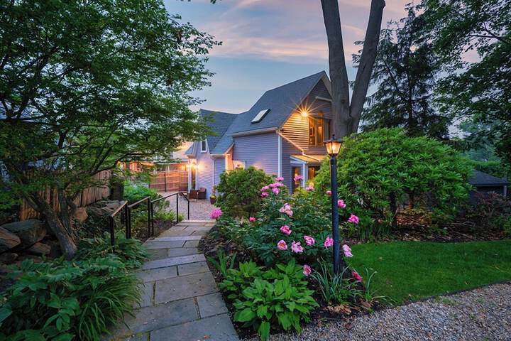 Addison Choate Inn