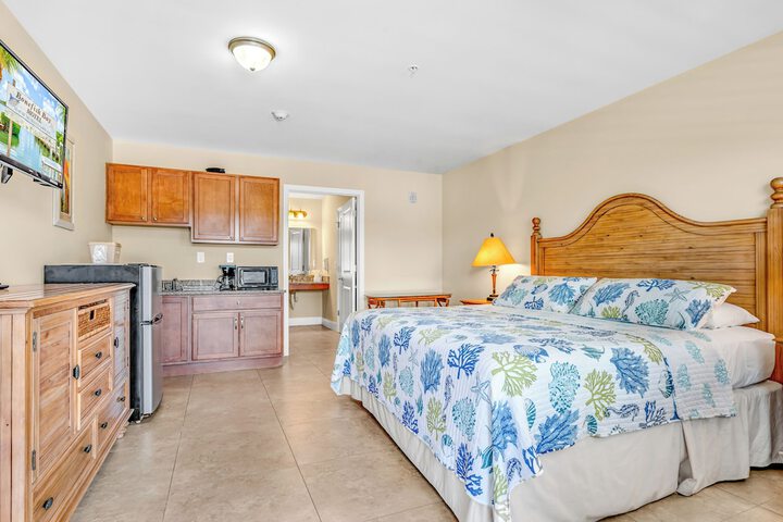 Room 16 of 36