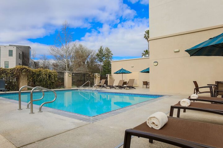 Pool 2 of 29