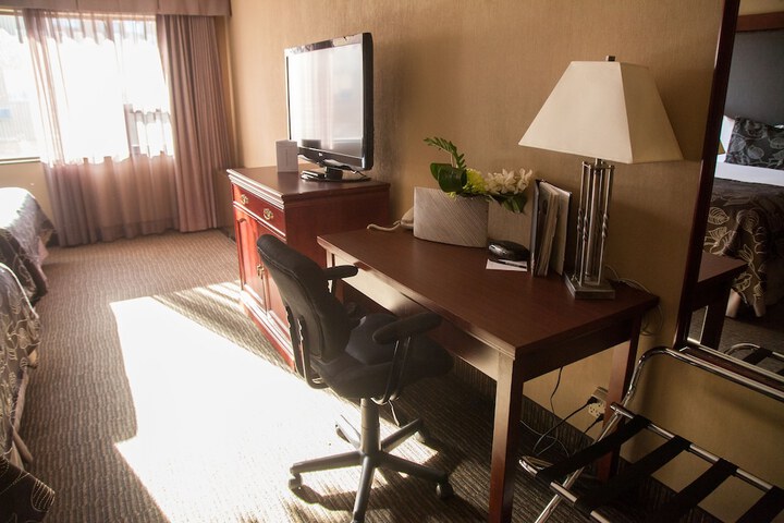 Room 53 of 85