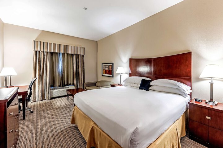 Red Lion Inn & Suites Mineral Wells