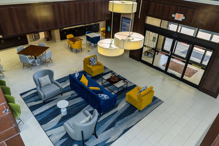 Hotel Interior 17 of 105