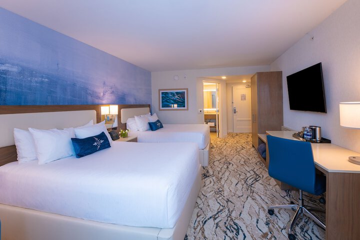 Mohegan Pennsylvania Casino Resort - Adults Only 21+