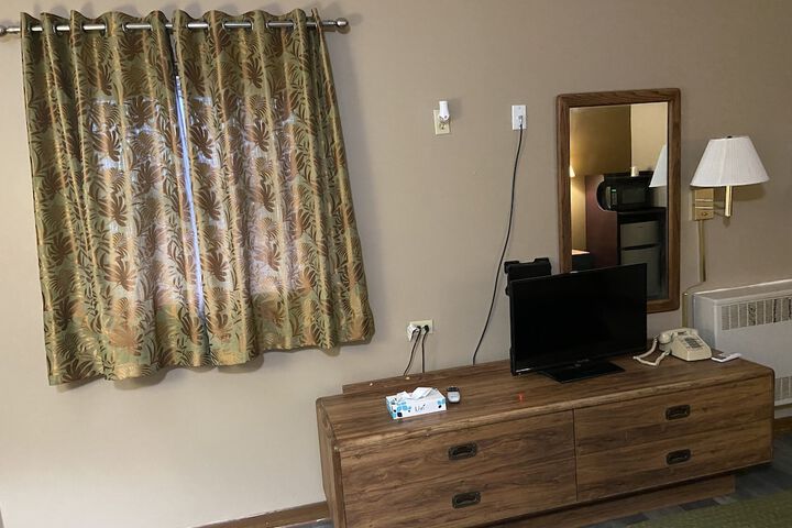 Room 29 of 61