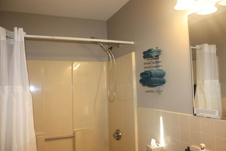Room 48 of 83