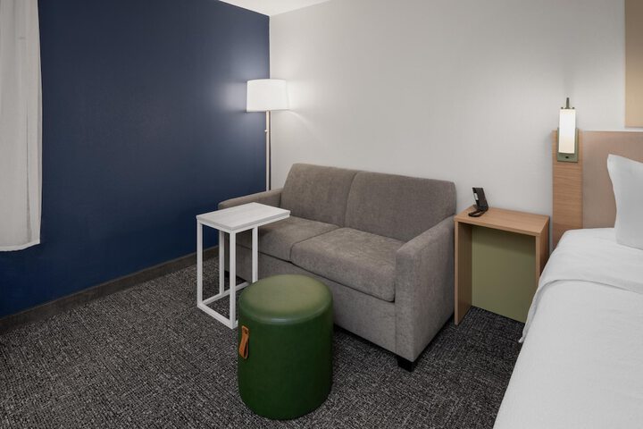 Spark by Hilton Decatur