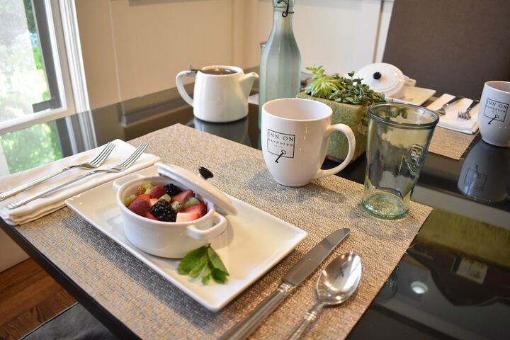 Breakfast/Coffee Service 105 of 161