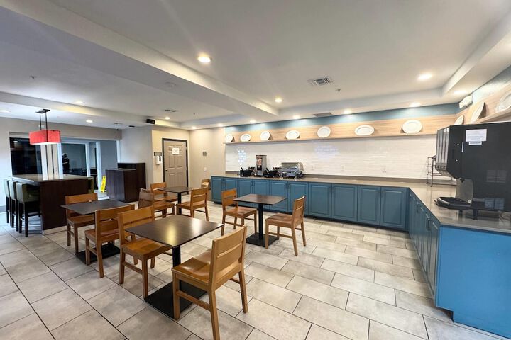 Country Inn & Suites by Radisson Port Charlotte, FL