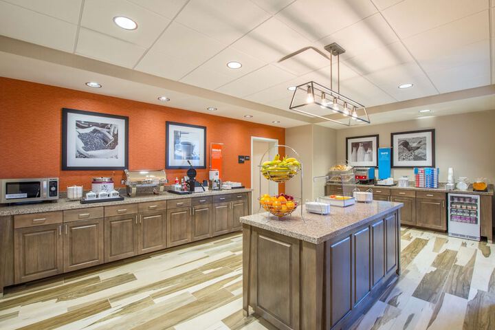 Hampton Inn & Suites Phoenix East Mesa