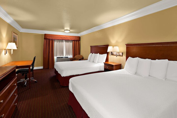 Room 16 of 30