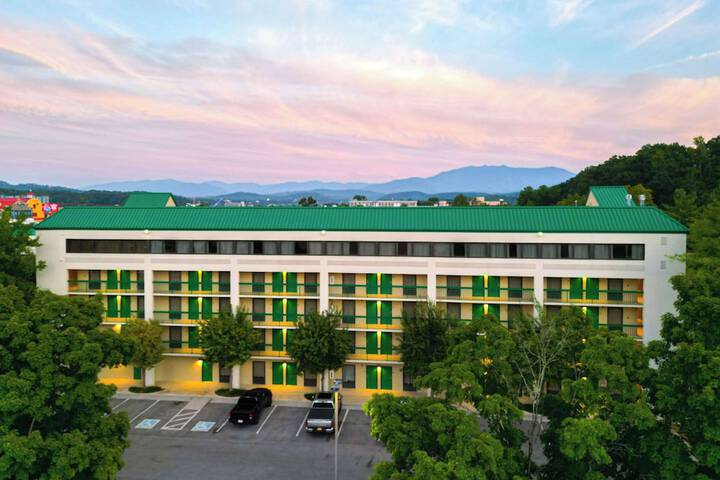 Hotel 13 of 73