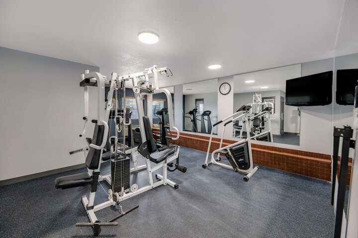 Quality Inn & Suites Artesia