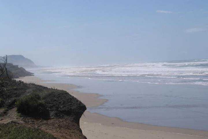 Tillicum Beach Motel (Deanes Oceanfront Lodge)