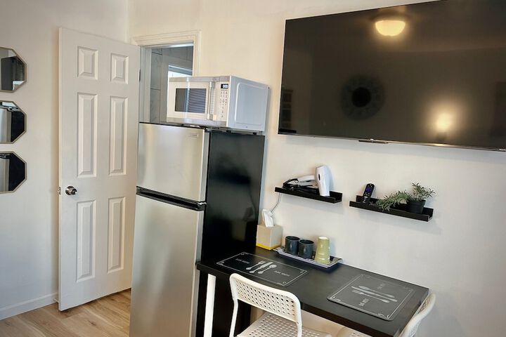 Room 12 of 24