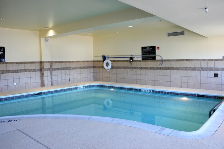 Pool 4 of 45