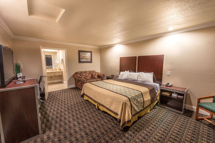 Room 20 of 25