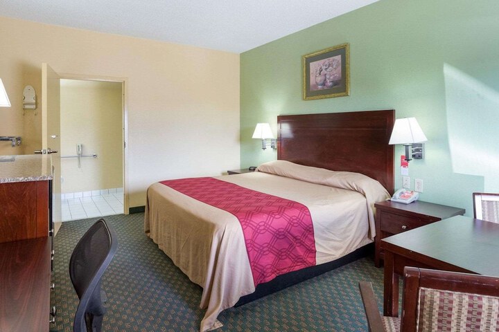 Room 22 of 29