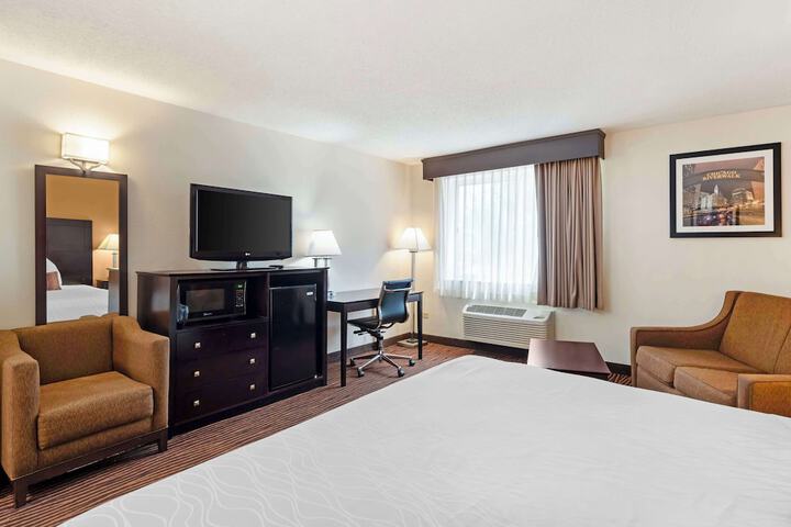 Room 14 of 27