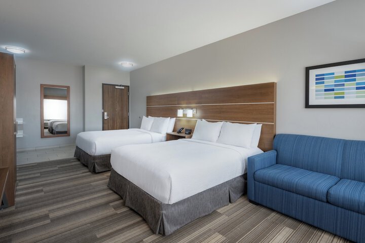 Holiday Inn Express & Suites Gilbert Mesa Gateway Airport by IHG