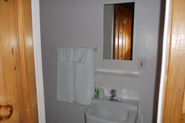 Room 10 of 48