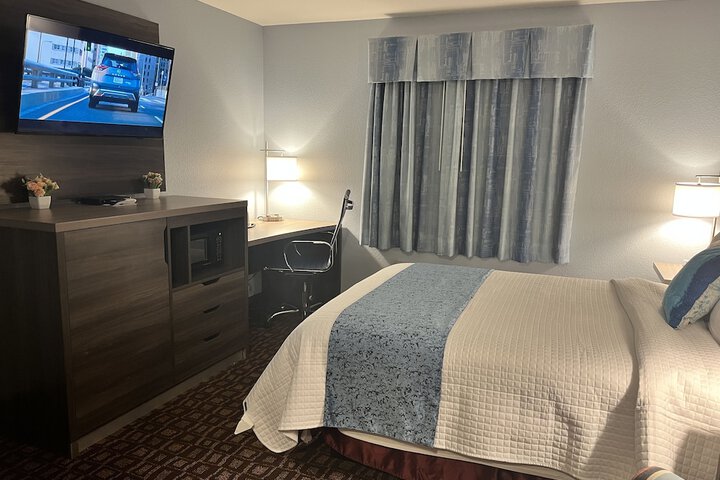 Room 32 of 56