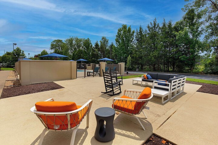 Hampton Inn & Suites Murfreesboro
