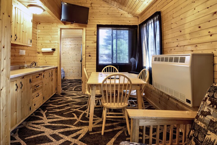 Big River Escape Riverside Cabins