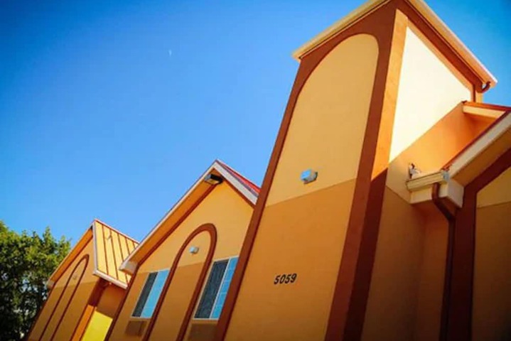 Hotel 8 of 71