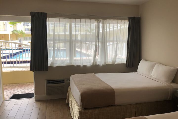 Room 48 of 130