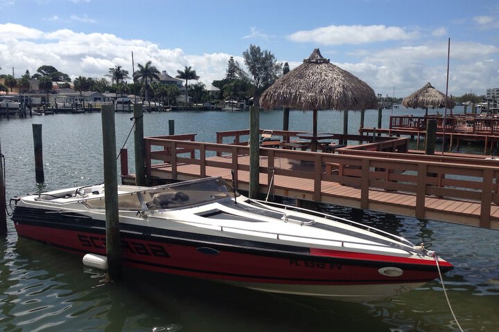 Bay Palms Waterfront Resort - Hotel and Marina