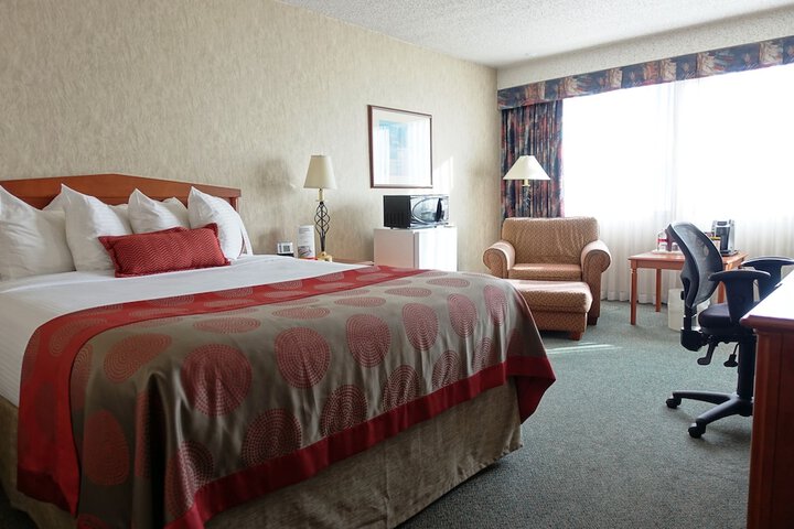 Ramada Plaza by Wyndham Regina Downtown