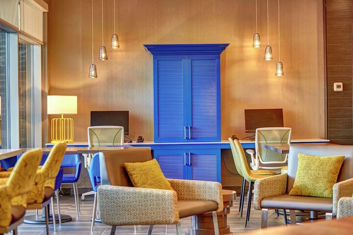 Home2 Suites by Hilton Toronto Brampton