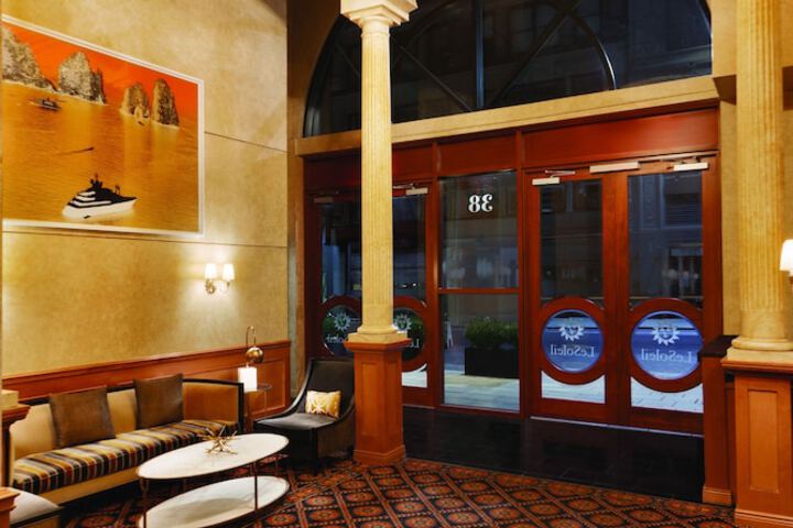 Hotel 5 of 86