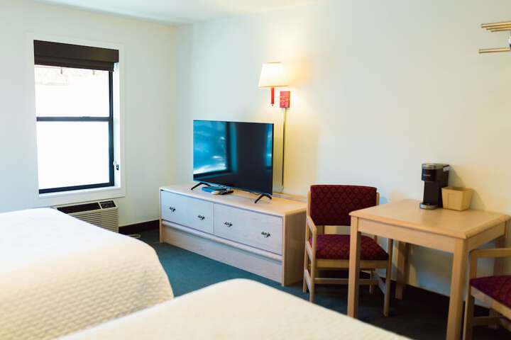 Room 28 of 42