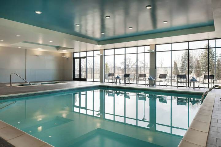 Pool 4 of 38