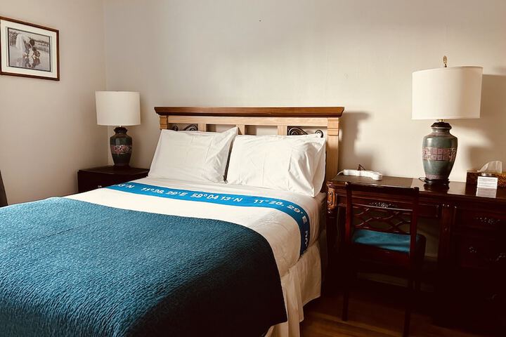 Room 12 of 36