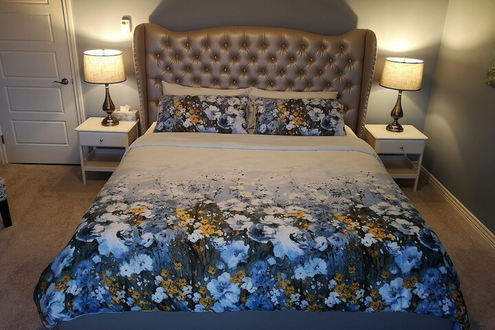 Room 37 of 53