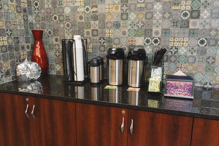 Breakfast/Coffee Service 36 of 40