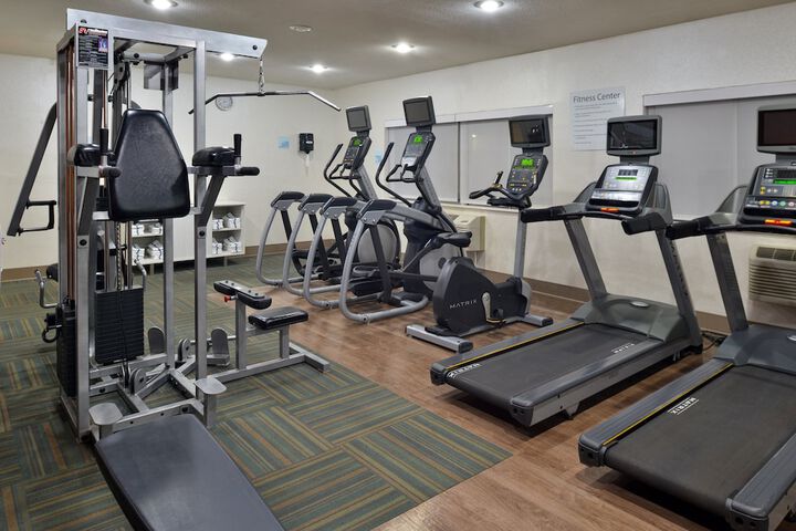 Holiday Inn Express Farmington - Bloomfield by IHG