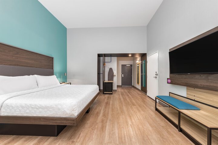 Tru by Hilton The Colony Dallas