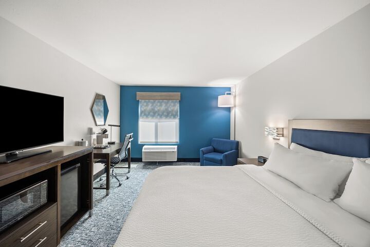 Holiday Inn Express Asheville Woodfin by IHG