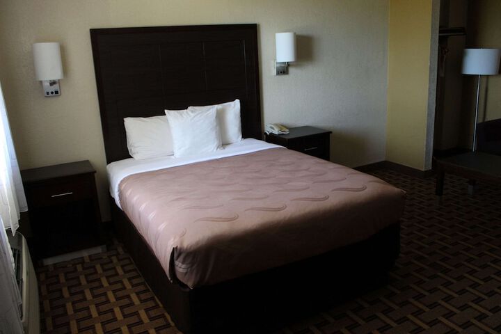 Room 15 of 49