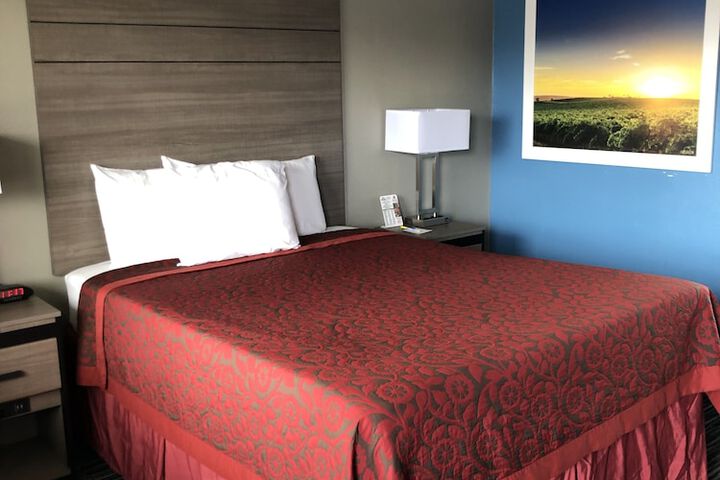 Room 38 of 40