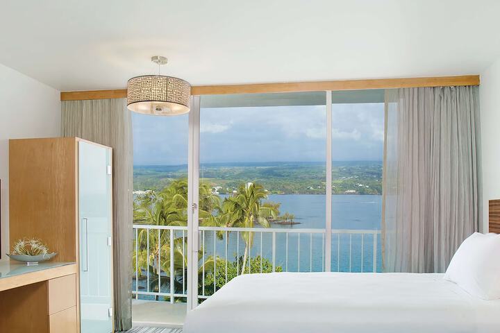 Room 21 of 83