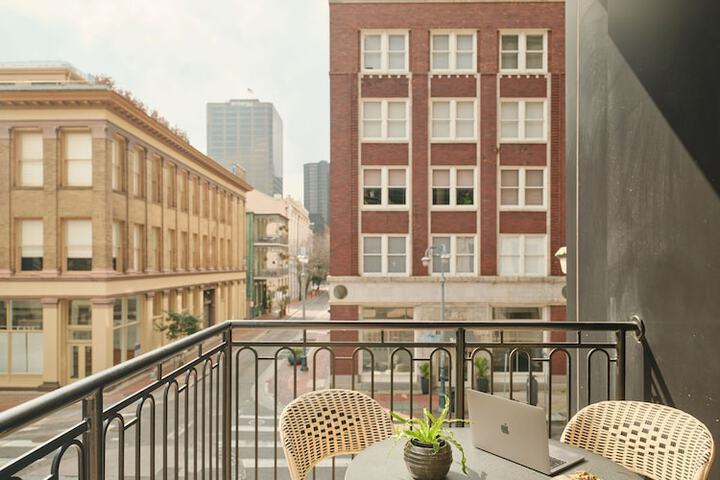 Virgin Hotels New Orleans