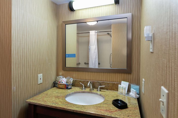 Room 21 of 41