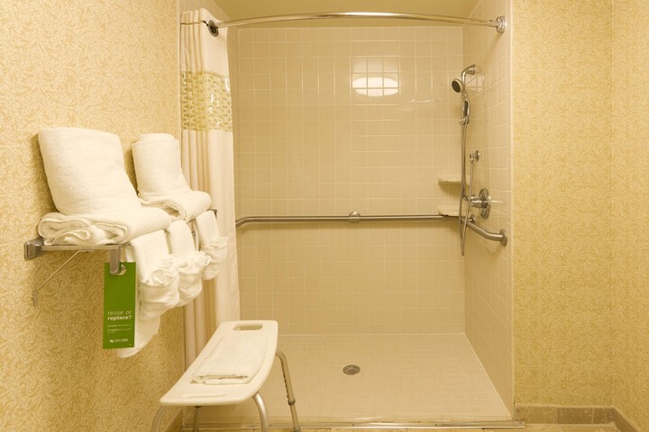 Room 8 of 47