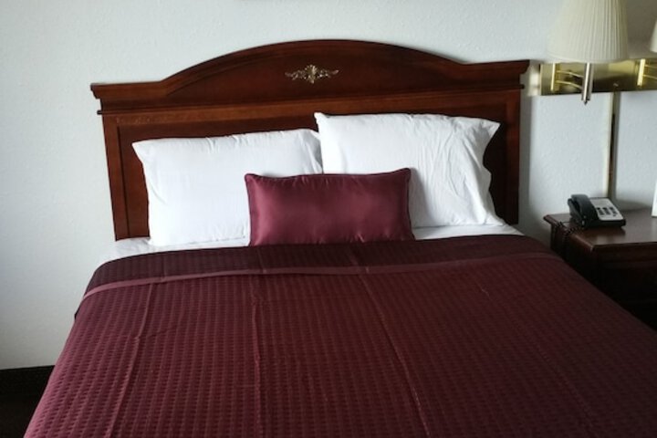 Room 14 of 17