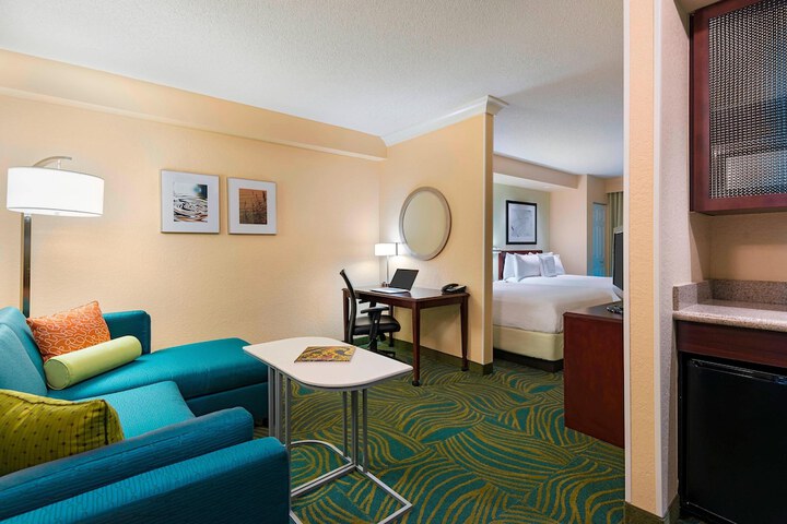 Room 9 of 22